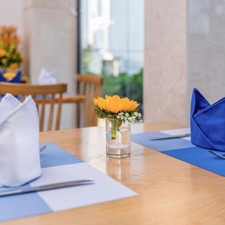 Sea Swan Apartment And Hotel دا نانغ المظهر الخارجي الصورة